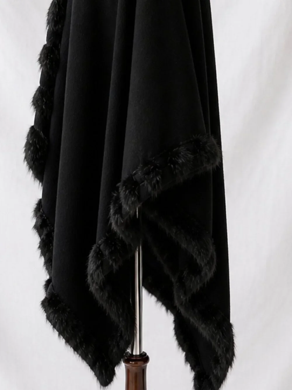 Chico's Black Faux Fur Trim Cashmere Blend Cocoon Wrap Pom Pom EUC OS